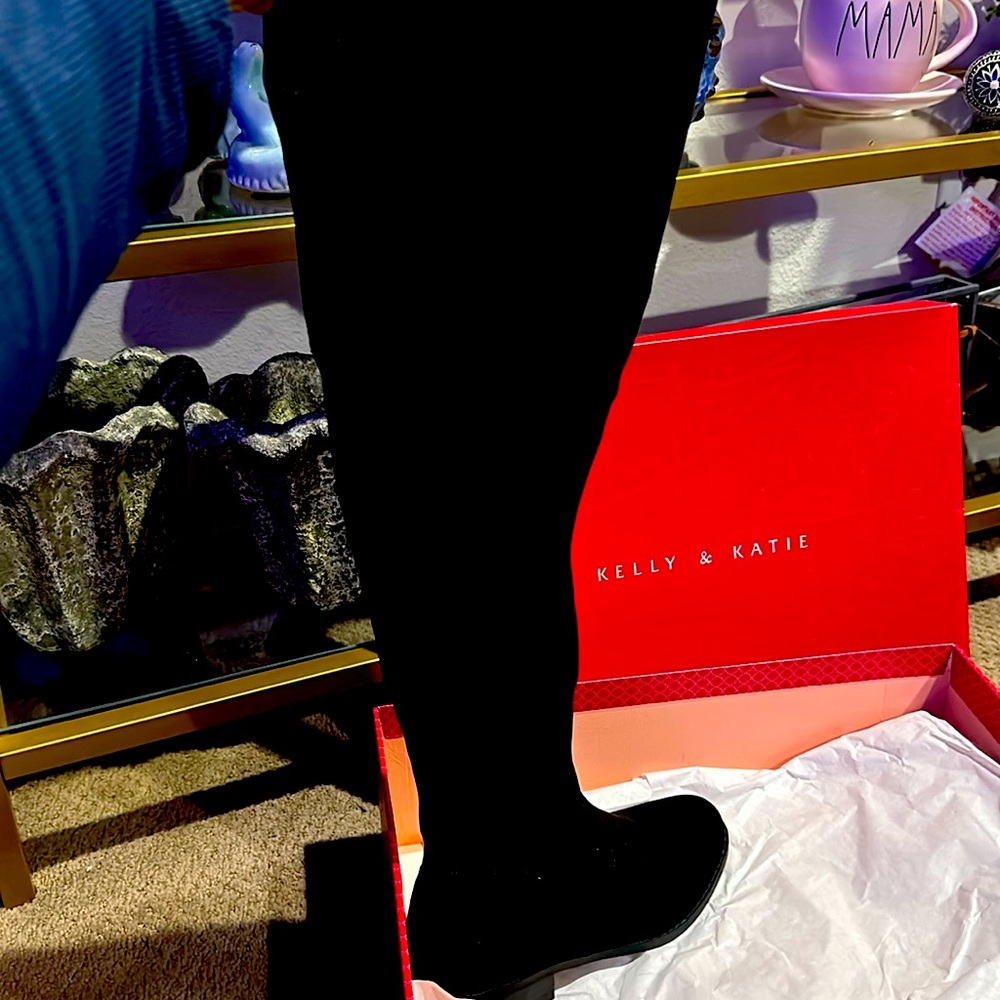 Kelly & Katie black boots 6